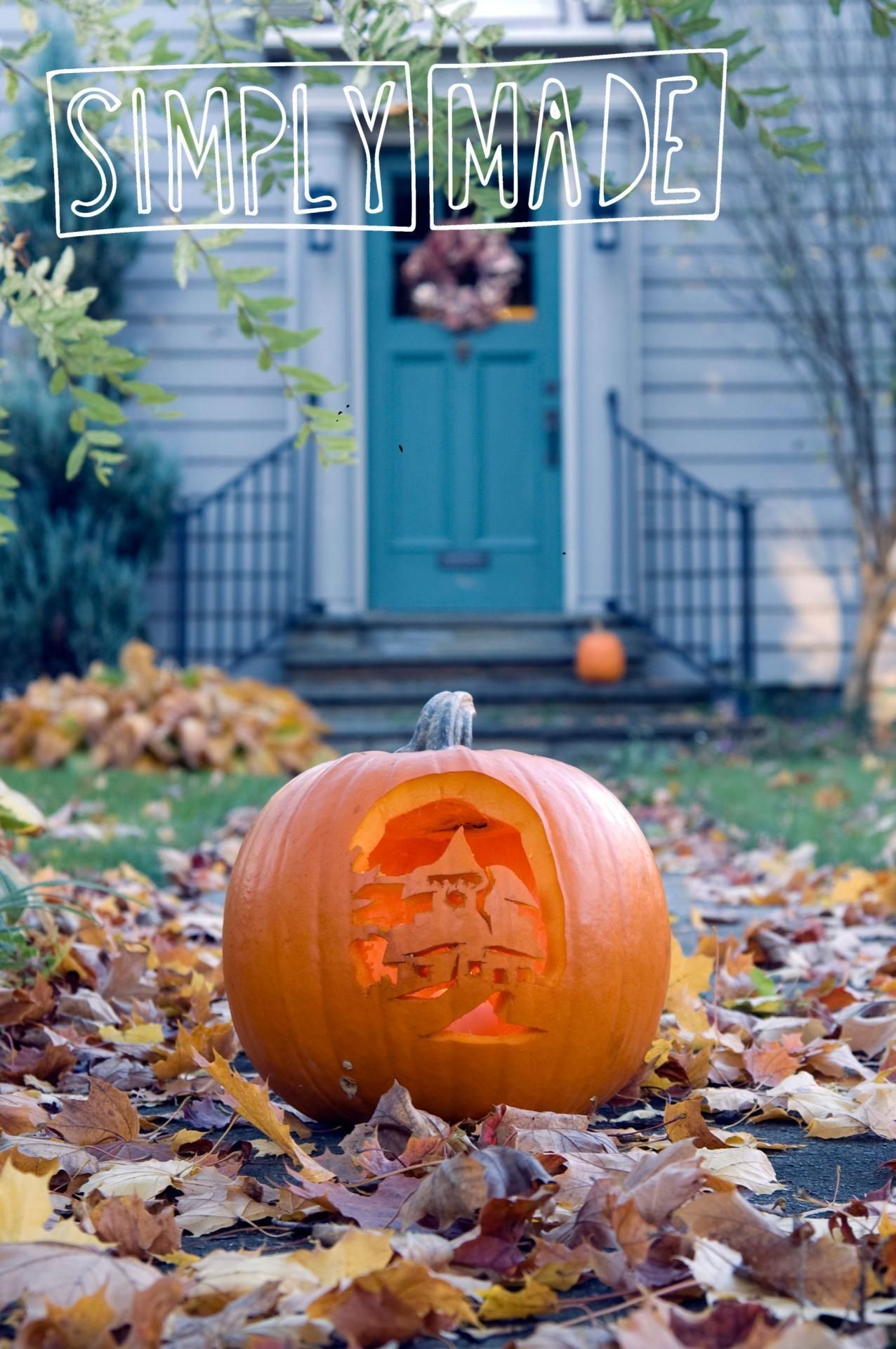3 Quick Ways to Greet Trick-or-Treaters with Front Door Decor this - halloween front door decor 3 Quick Ways to Greet Trick-or-Treaters with Front Door Decor this - halloween front door decor