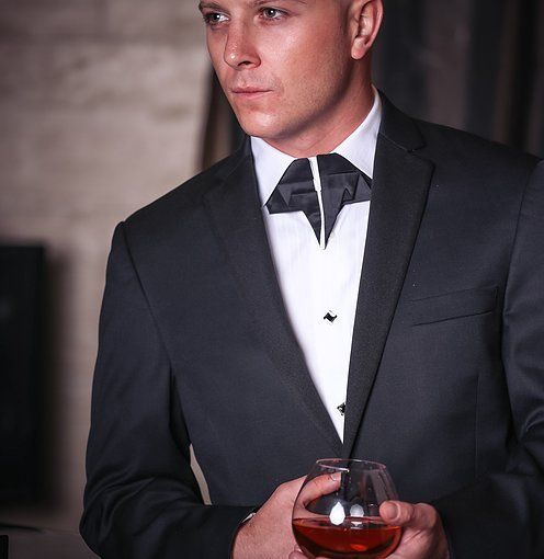 neck close suit