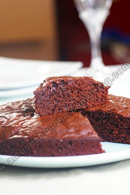 Le Meilleur Moelleux Au Chocolat Du Monde Ingredients Pour Le Gateau 200g De Chocolat Noir 250g De Masc Moelleux Au Chocolat Recette Dessert Recette Chocolat