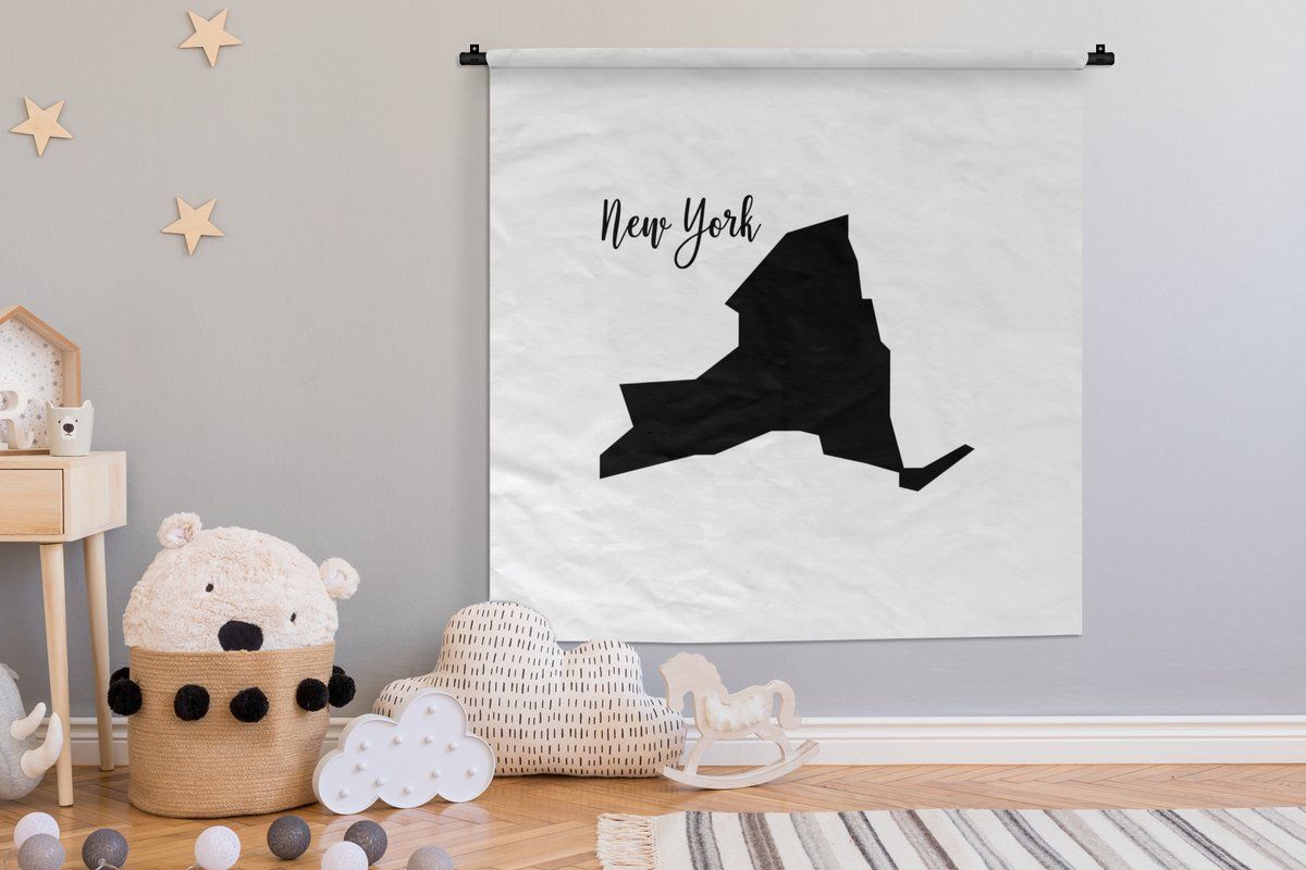 Tapestry - New York illustratie - Wandtapijt Productinformatie 98.9% van onze klanten is positief over 1001Tapestries!Gemaakt van stevig en duurzaam materiaalLeuk om aan je muur te hebbenIdeaal om je interieur van extra sfeer te voorzienScherpe afdruk met heldere kleurenInclusief ophangroede Ook op zoek naar een leuke manier om jouw woonkamer of slaapkamer te personaliseren? Ben je ook toe aan een vrolijke opvulling van die kale muur? Dan is dit prachtige wandkleed echt iets voor jou! Dit geweld Empire State Building, New York, Prints, Home Decor, Products, New York City, Decoration Home, Room Decor, Nyc