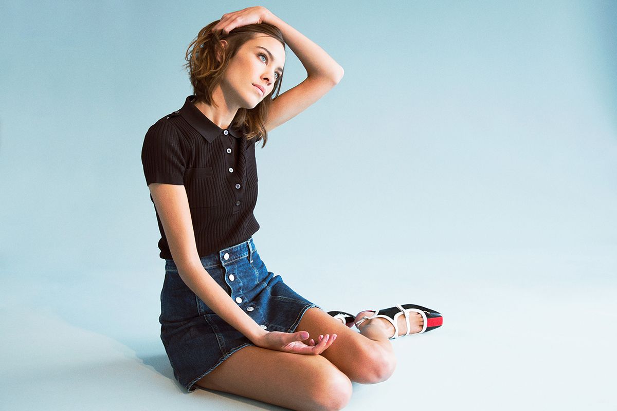5 Things You Didn T Know About Alexa Chung In 2020 Alexa Chung