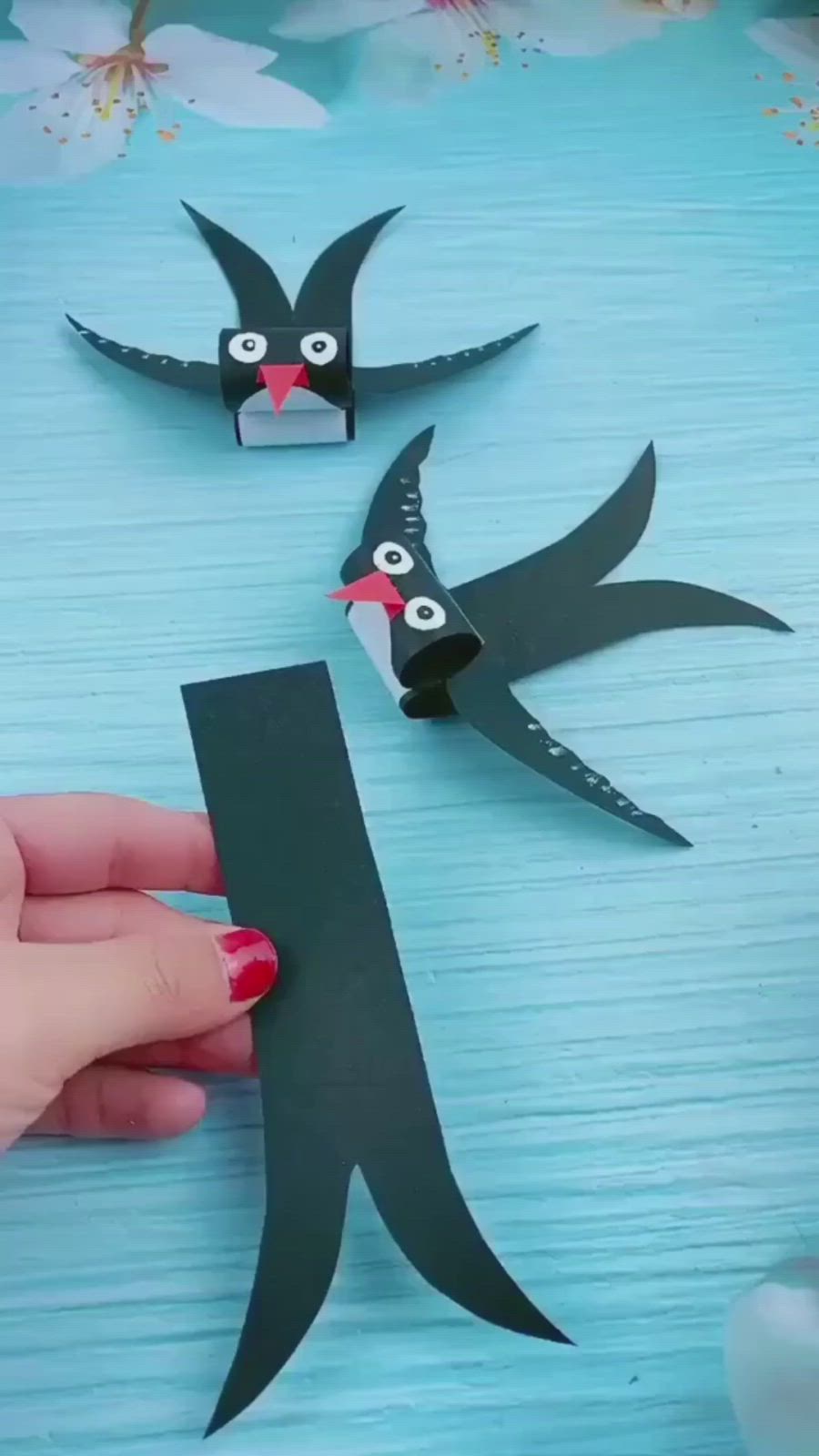 Как сделать ласточку из бумаги